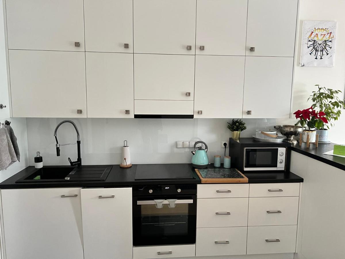 Apartment Jazz コンスタンチン＝イェジオルナ エクステリア 写真