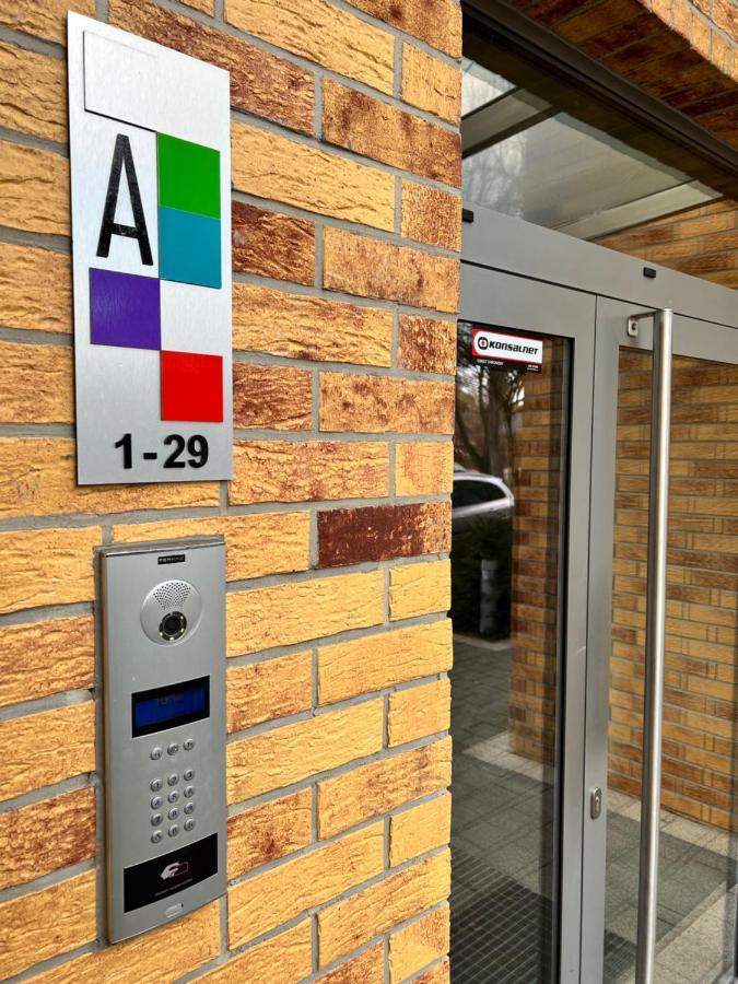 Apartment Jazz コンスタンチン＝イェジオルナ エクステリア 写真